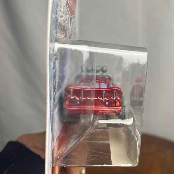 Disney Pixar diecast lightning McQueen snowplow 2024 - Picture 4 of 5